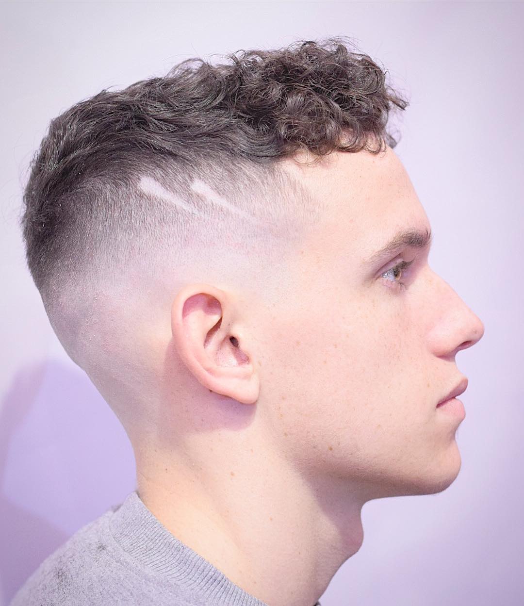 Aleb Barber Shaved Sides Haircut Fade For Curly Hair Men 