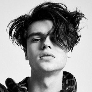 The E-Boy Haircut: What it is and how to get it