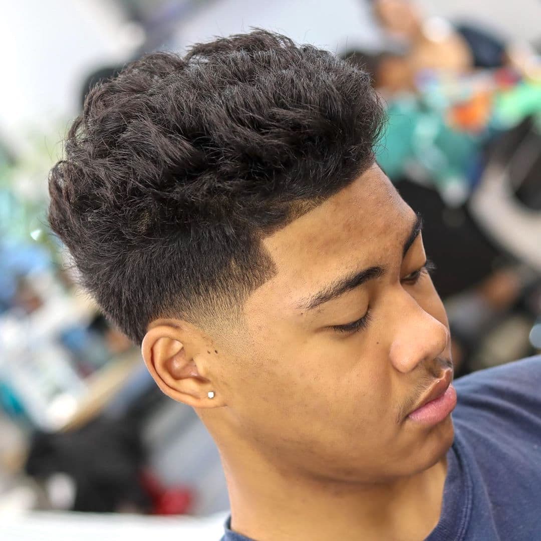 21 Wavy Hairstyles For Men: 2024 Trends + Styles